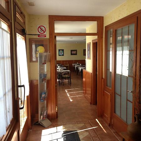Hostal San Martin San Martín de la Vega Esterno foto